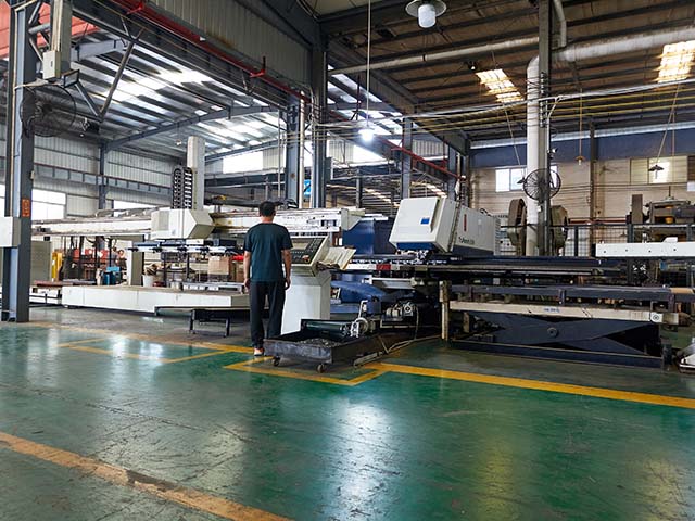 CNC Punching,Huazhi OEM Industrial Products,Sheet Metal Fabrication